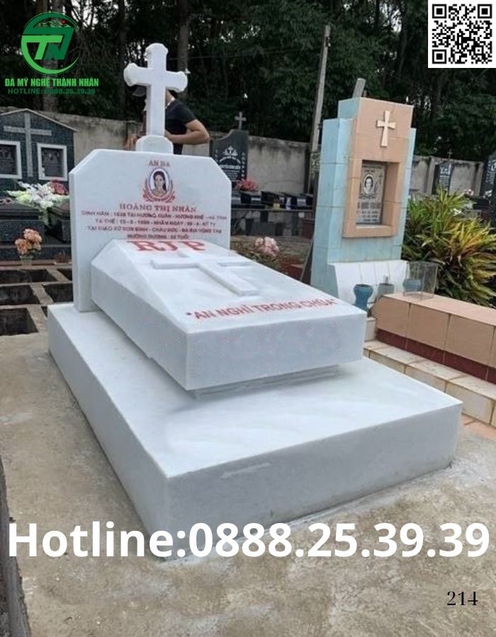 Mộ Đơn Công Giáo
