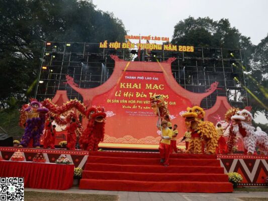 Đền Mẫu Thượng
