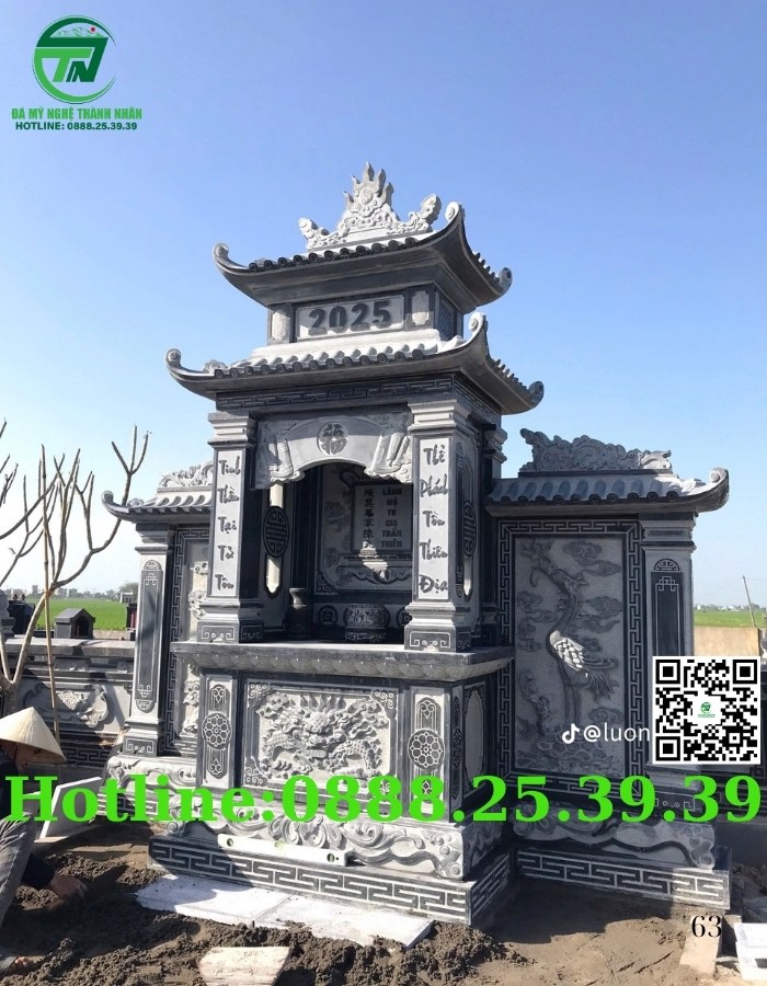 Lầu Thờ Bằng Đá