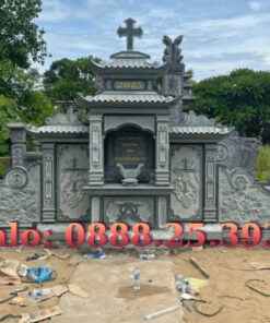 Lăng Mộ Đá Ở Huế